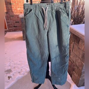 Large BDG pull on elastic large corduroy sage green pants